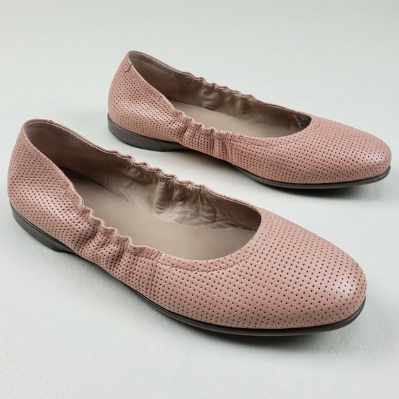Ecco Women's Pink Flats - Picture 1 of 11